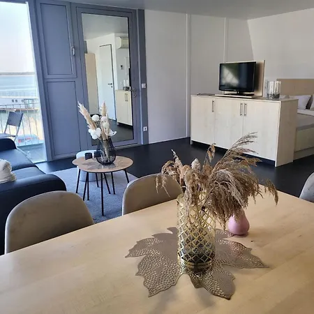 Seeblick 5 1og Grundbelegung 4 Pers Apartment *