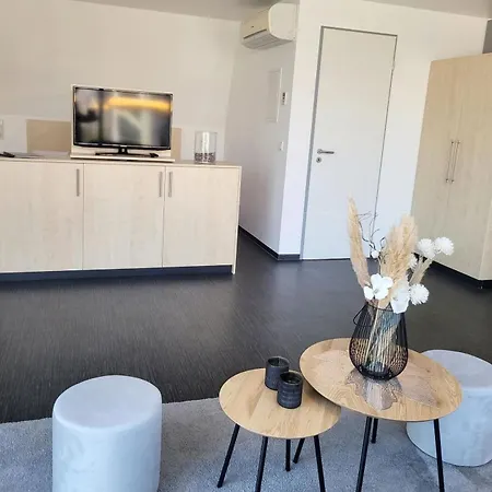 Seeblick 5 1og Grundbelegung 4 Pers Lejlighed *